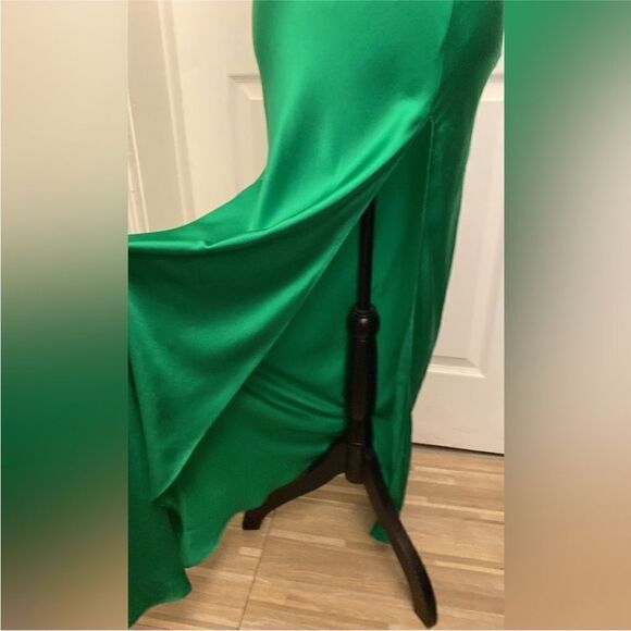 Amanda Uprichard Elegant Green Satin  100% silk Halter Dress, XS - Picture 11 of 16